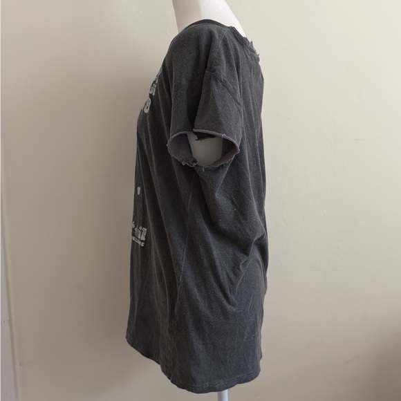 Bob Marley 1979 Graphic T-Shirt. Size Medium $25 - Picture 4 of 5